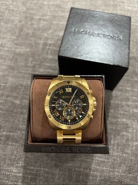 Like new Michael Kors men’s gold tone watch